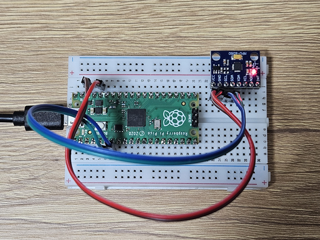 ブレッドボード上の Pico と MPU6050 の実機配線